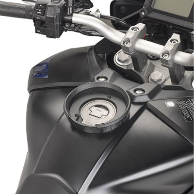 GIVI Flangia attacco borse serbatoio TANKLOCK - TanklockED per YAMAHA TRACER 900 / GT / TRACER 9 2015 / 2022