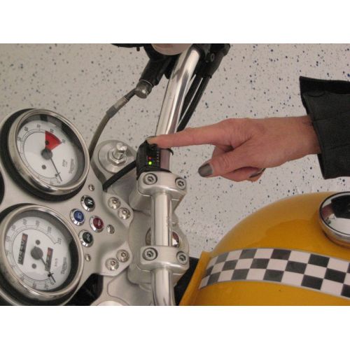 Tester di batteria di bordo 12 Volt per manubrio moto