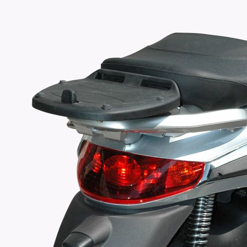 GIVI E344 Attacco posteriore per bauletto MONOLOCK per PIAGGIO Beverly 125-250-300-400-500 2005 / 2010