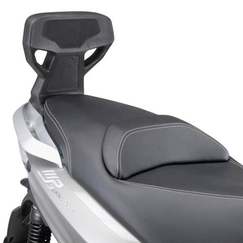 GIVI TB5600 Schienalino per passeggero per PIAGGIO Mp3 Yourban 125-300 2011 / 2018 - Mp3 300 HPE 2019 / 2023