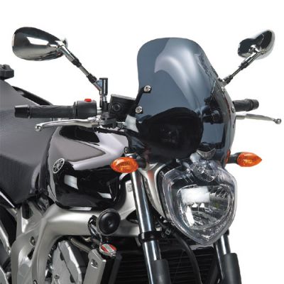 GIVI 140D Cupolino fumé con attacchi per YAMAHA FZ6 2004 / 2006