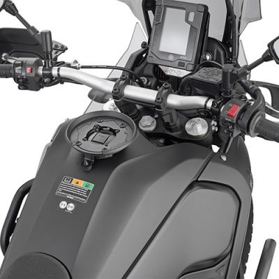 GIVI BF61 Flangia specifica per utilizzo borse serbatoio TANKLOCK - TanklockED per YAMAHA TENERE 700 2021 / 2024