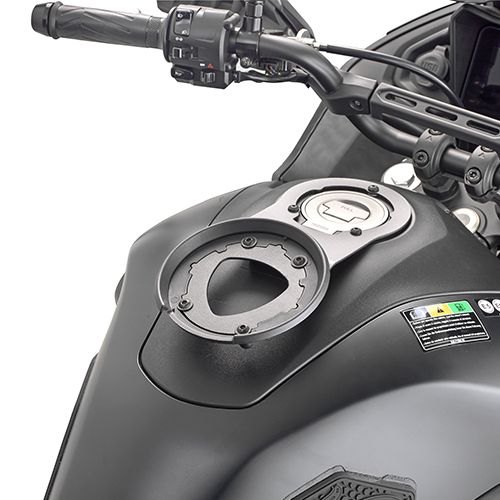 GIVI BF88 Flangia per utilizzo borse serbatoio TANKLOCK - TanklockED per YAMAHA TRACER 7 / GT 2020 / 2024